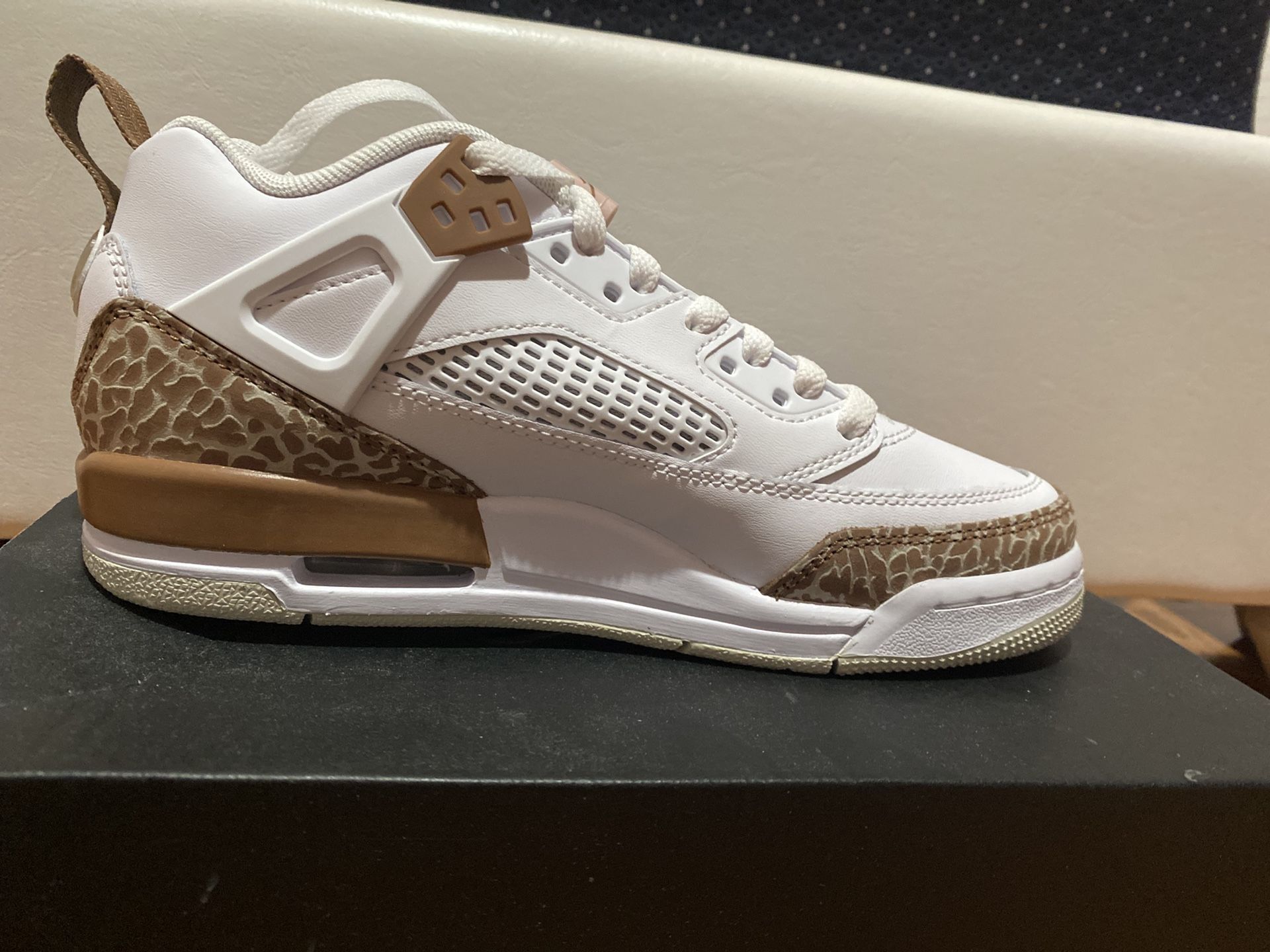 Spike Low Trainers #sneakers