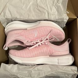 Nike Women’s ZoomX Invincible Run FK 3 Pink