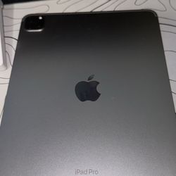 iPad pro 11 inch M2 chip