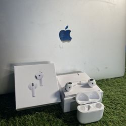 🔊 Apple AirPods Pro 4 (Open Box – Like New)