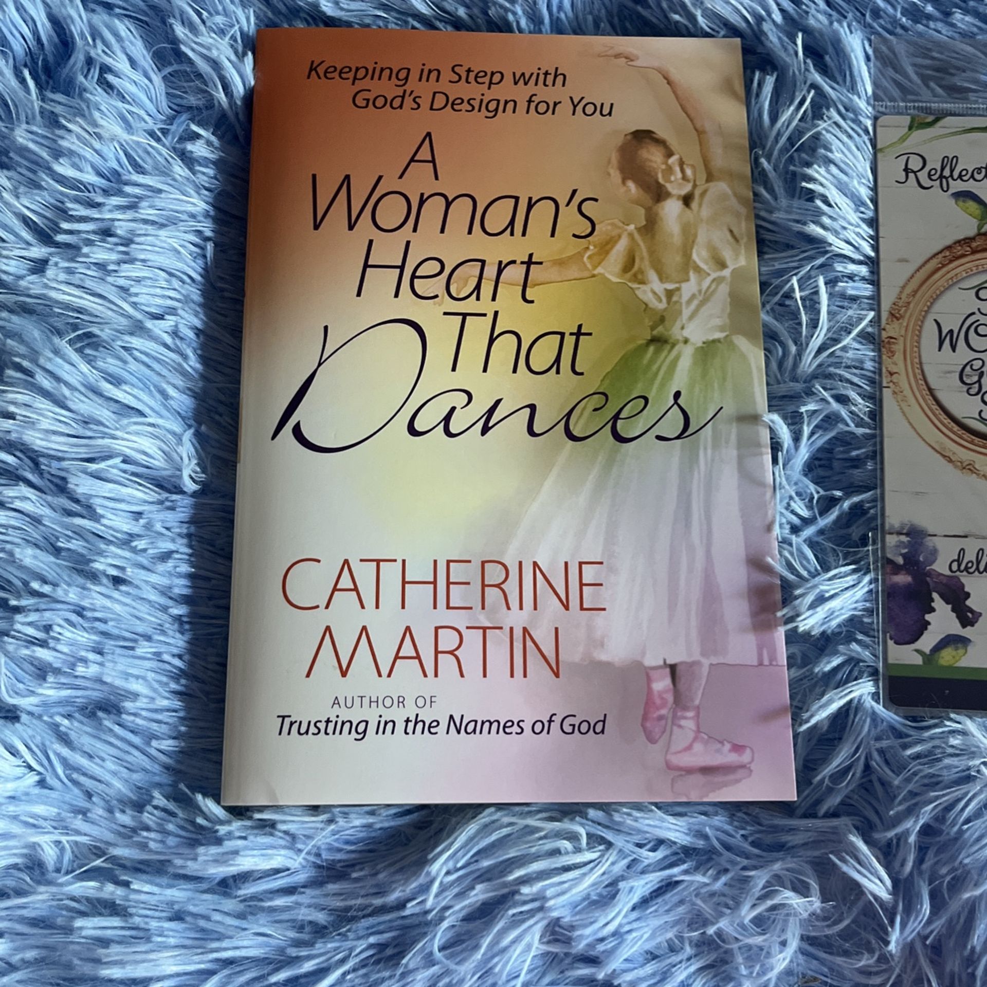 A Woman’s Heart That Dances Book
