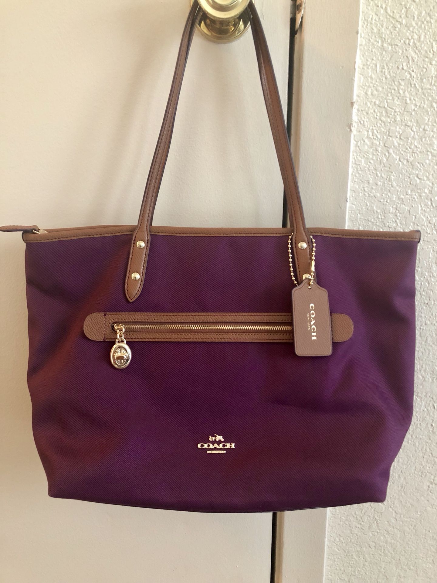 NEW! Coach purse :)