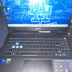 Msi CYBORG GAMING LAPTOP 
