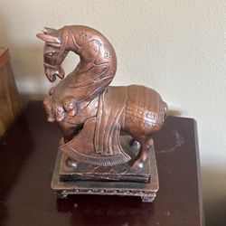 Horse 