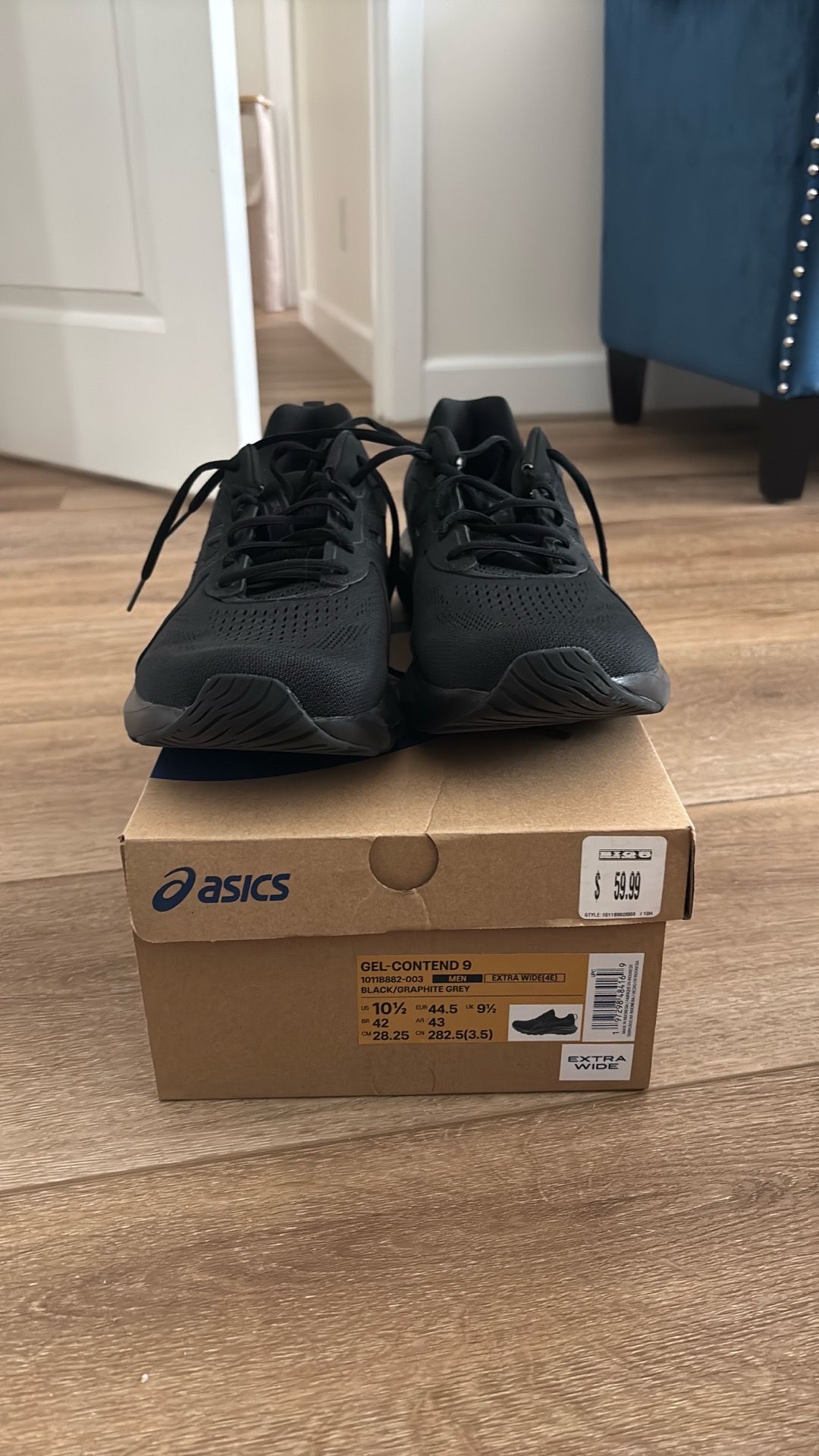 Men’s asics worn once