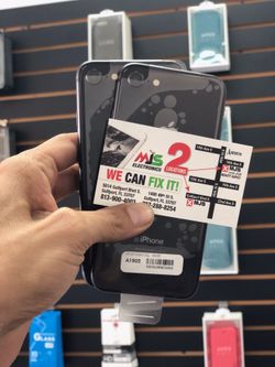 IPHONE 8 64GB UNLOCKED