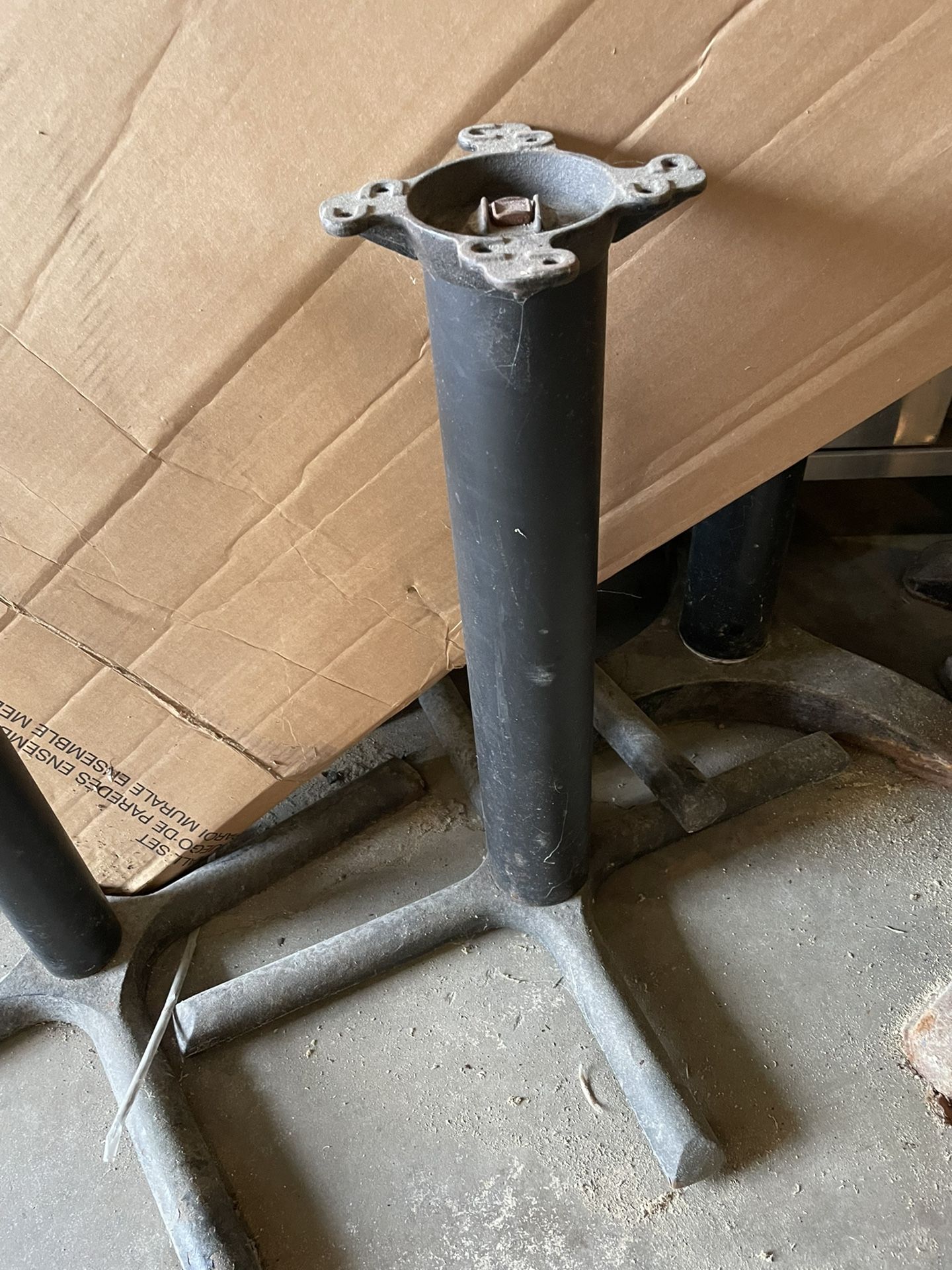 Metal Legs For Table