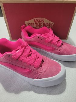 Vans Low-Top Pink Suede Sneakers size womens 8 mens 6.5