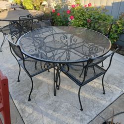 Restored 5-pice ROD IRON Set Large Table Must Go!