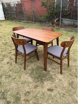 Mid Century style Modern dining set
