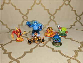 Skylanders Giants Lot of 5 Action Figures Activision Game Toys -Read Below