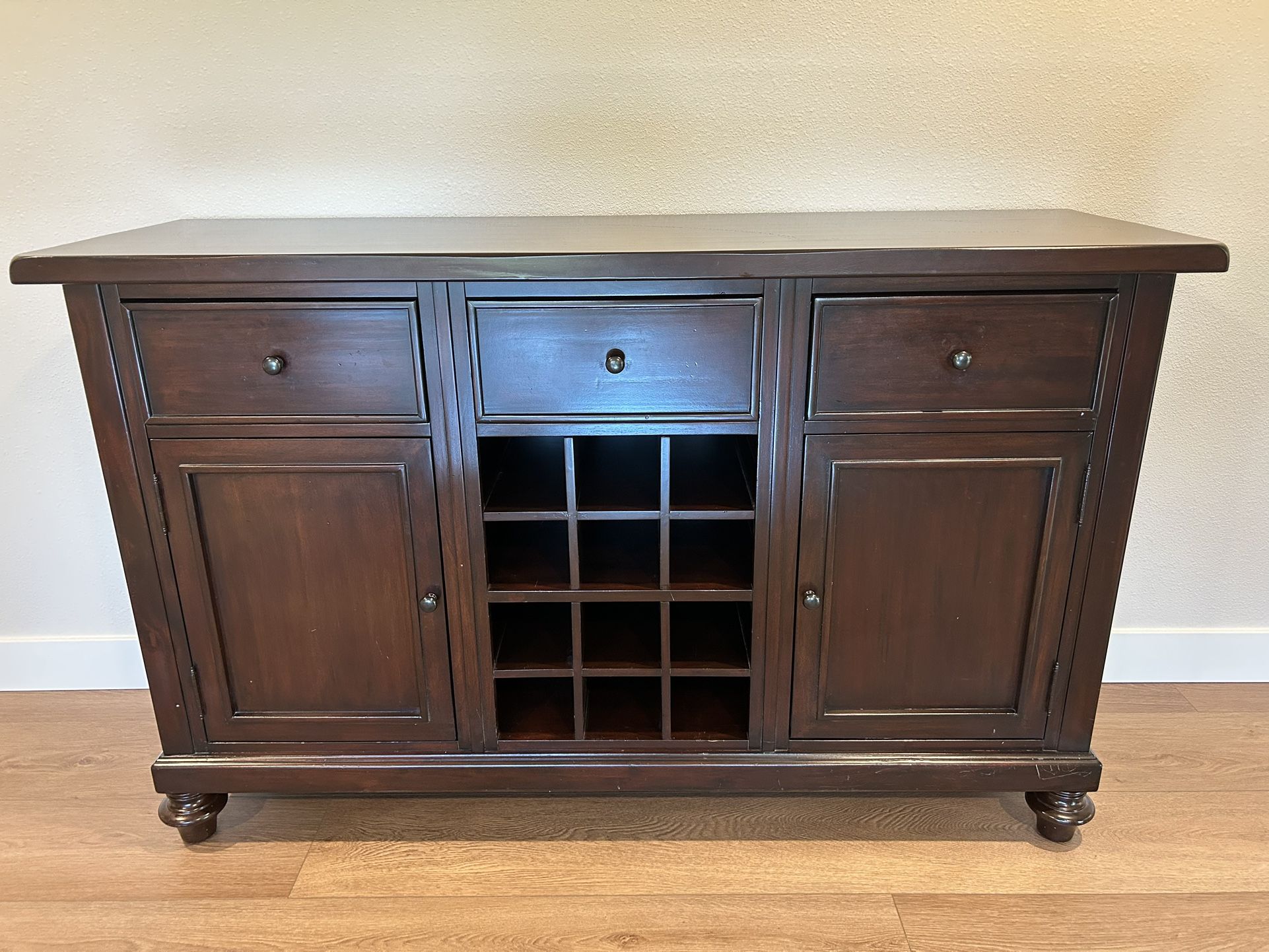 Solid Wood Sideboard/Buffet