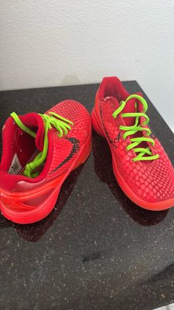 Nike Low-Top Sneakers Red and Neon Green