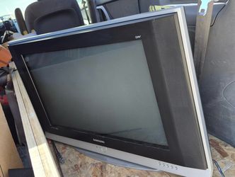 Samsung TX-S3082WH 30” SlimFit HDTV CRT TV with Remote