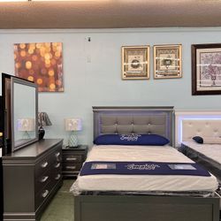 🔥Hot Deal🔥Brand New 6pc LED Light Queen Bedroom Set $799, Finance Available, Delivery Available 