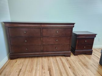 Wood Dresser & Nightstand 6 drawer with hidden compartments