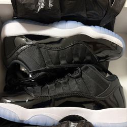 Jordan 11s