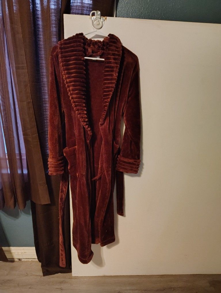 Maroon Sonoma Size XS Robe