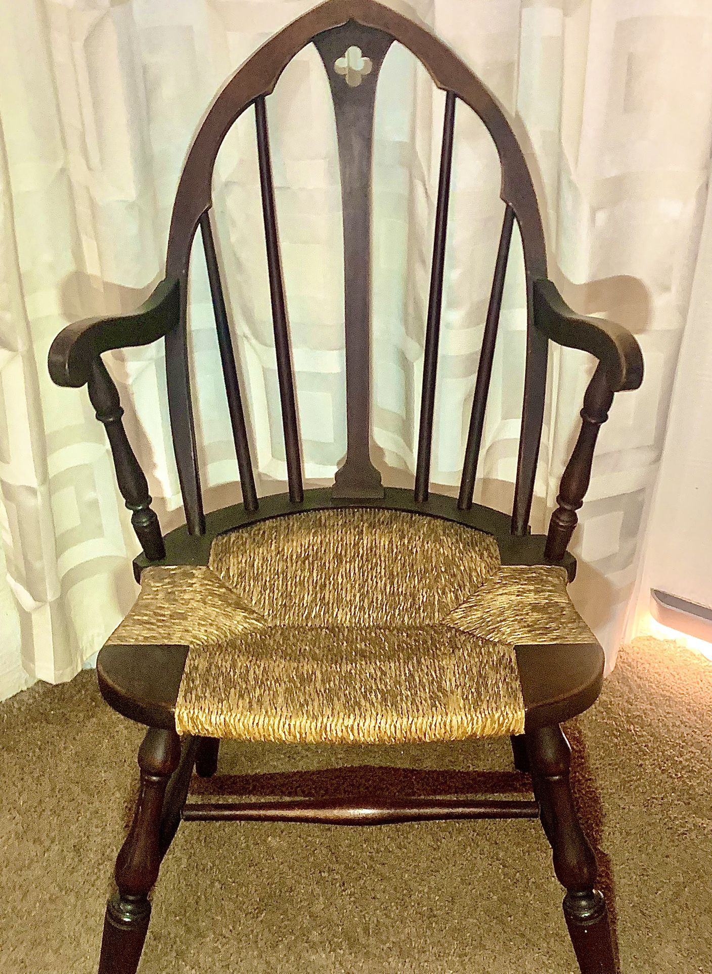 1909 Antique Windsor Chair