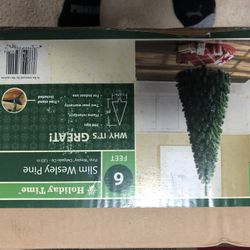 4’ Christmas Tree 