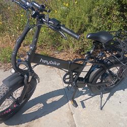 HeyBike Mars Electric Bike W/ Keys, Charger, And Battery