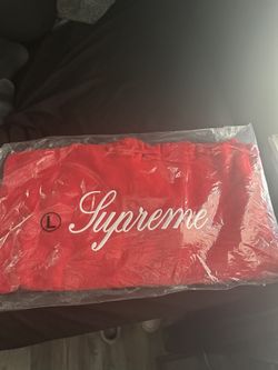 Large Supreme Sweater