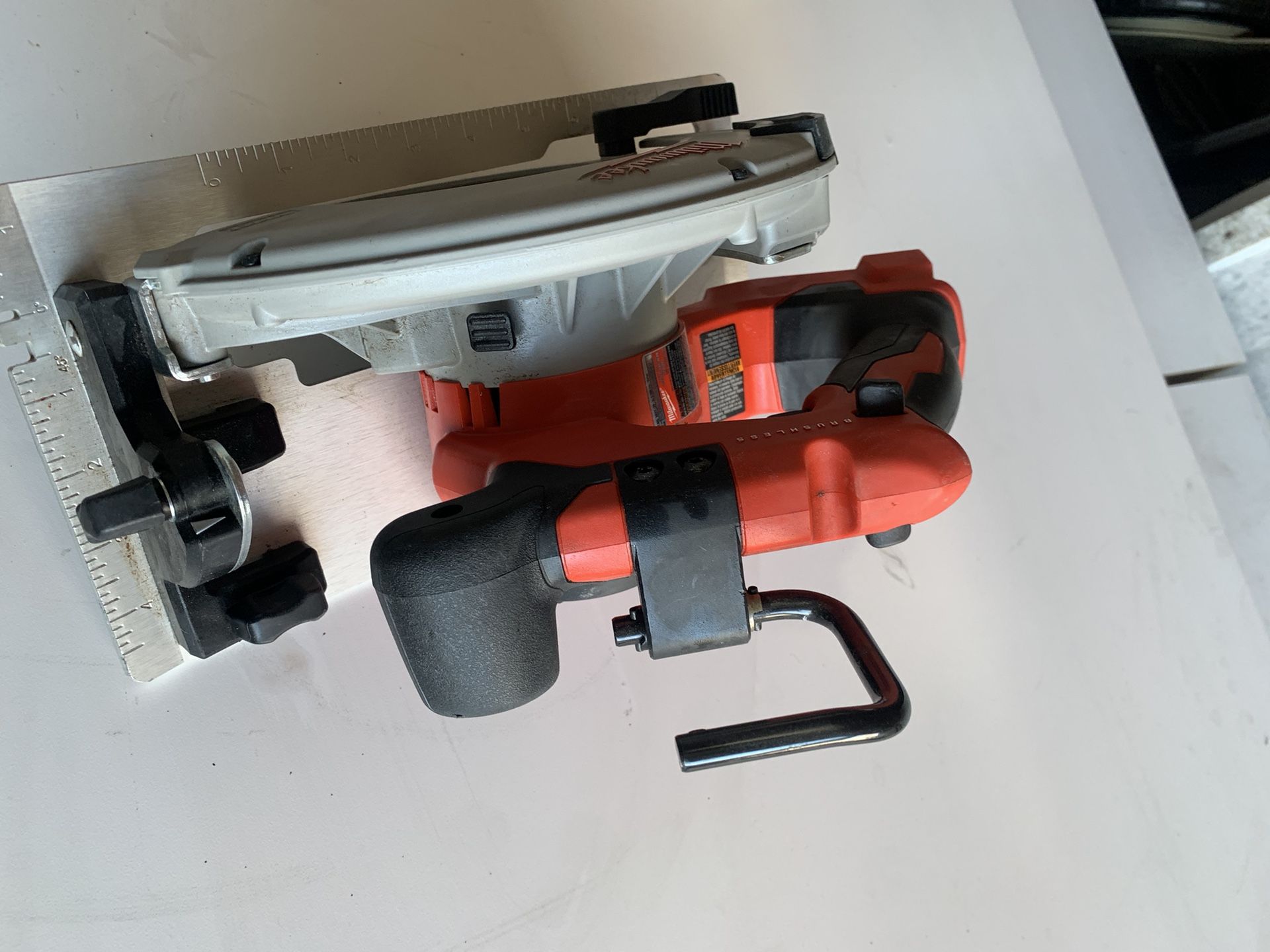 Milwaukee Brushless Skilsaw