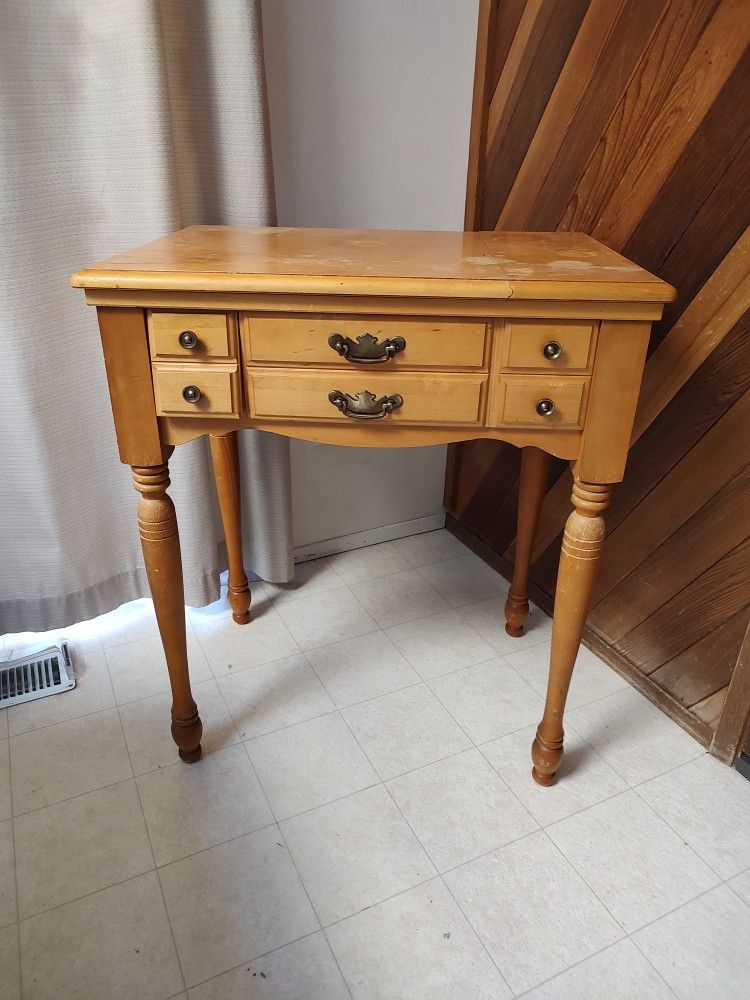 Singer Sewing Machine Table