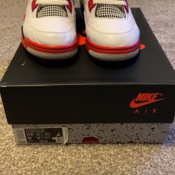 Air Jordan 4 Retro OG Fire Red