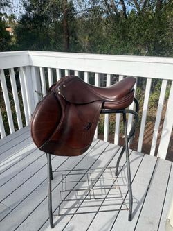 Schleese Jump Saddle 17.5"