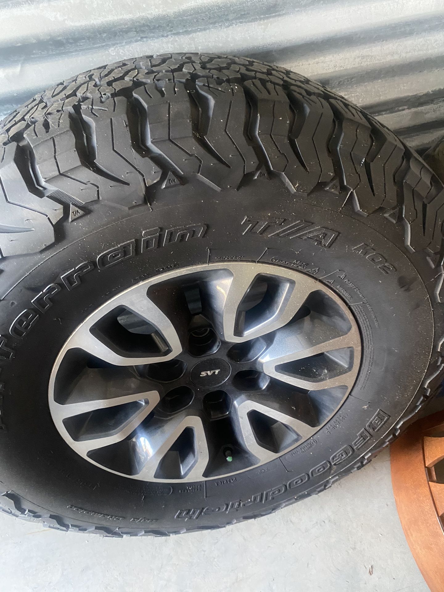 Ford Raptor Rims And Tires