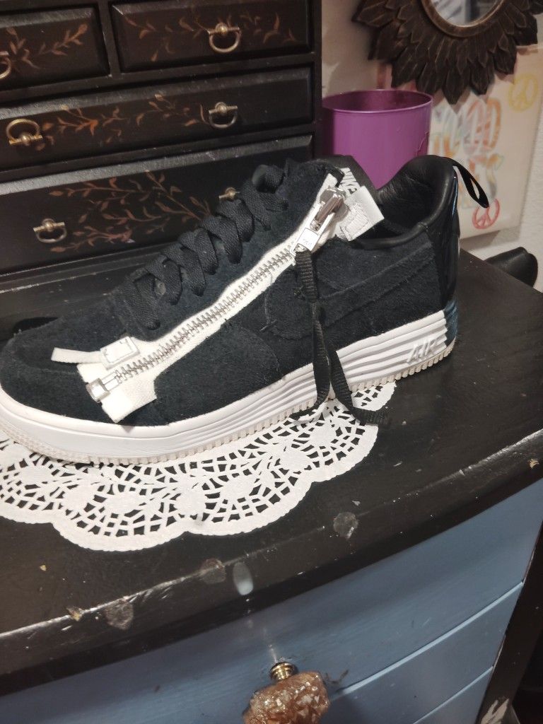 NIKE LUNAR AIR