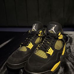 Jordan 4 Retro Yellow Thunder Thunder 