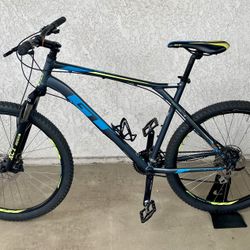 GT Aggressor Pro Mountain Bike