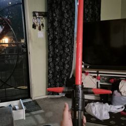 Star wars lightsaber Kylo Ren (Doesn't Collapse)