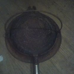 First Edition Cast Iron Skillet And Cast Iron Waffle Maker 