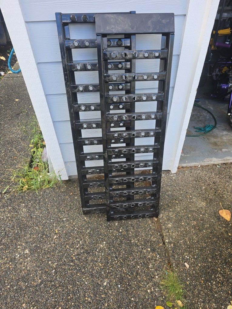 Haulmaster 46 1/2 INCH Steel Car Ramps