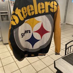 100 % Leather Jacket Mint Condition 