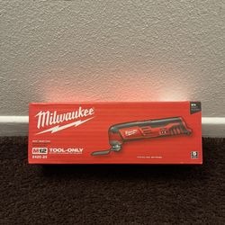 M12 12V Lithium-Ion Cordless Oscillating Multi-Tool 