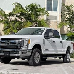2019 Ford F250 Súper Duty Crew Cab