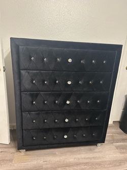 Black Dresser