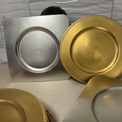 Plates Gold And Silver $0.99  each one pieces 