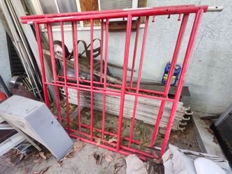 Scaffold 5ft.