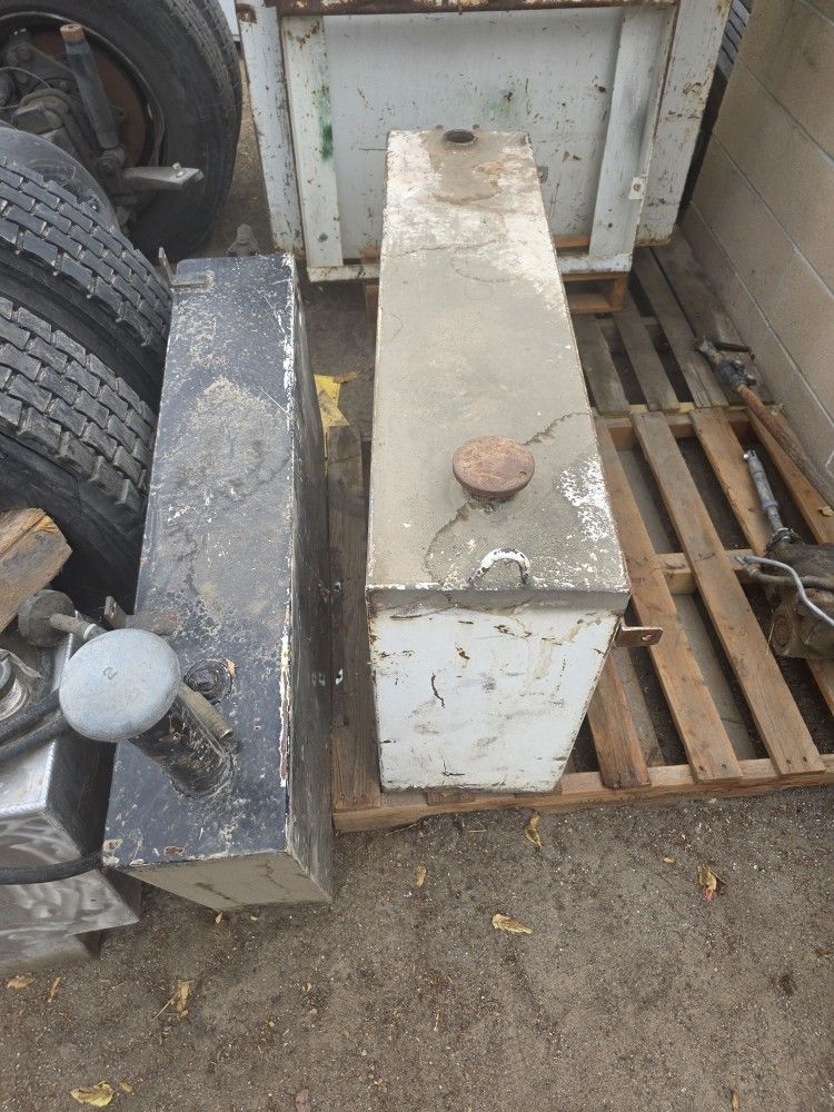 2 Diesel Tanks