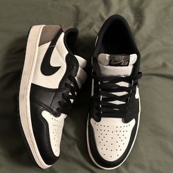 Jordan 1 Low Mocha
