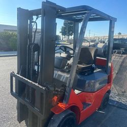 FORKLIFT MUST SEE!! WARRANTY!!