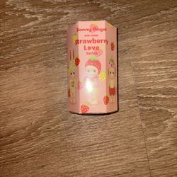 Sonny angels Strawberry love 