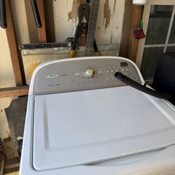 Whirlpool washer/ Maytag Dryer 
