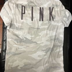 PINK women’s Large T shirts 
