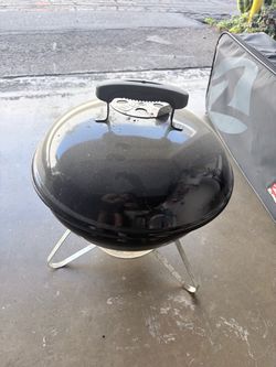 Weber Portable Charcoal Kettle Grill